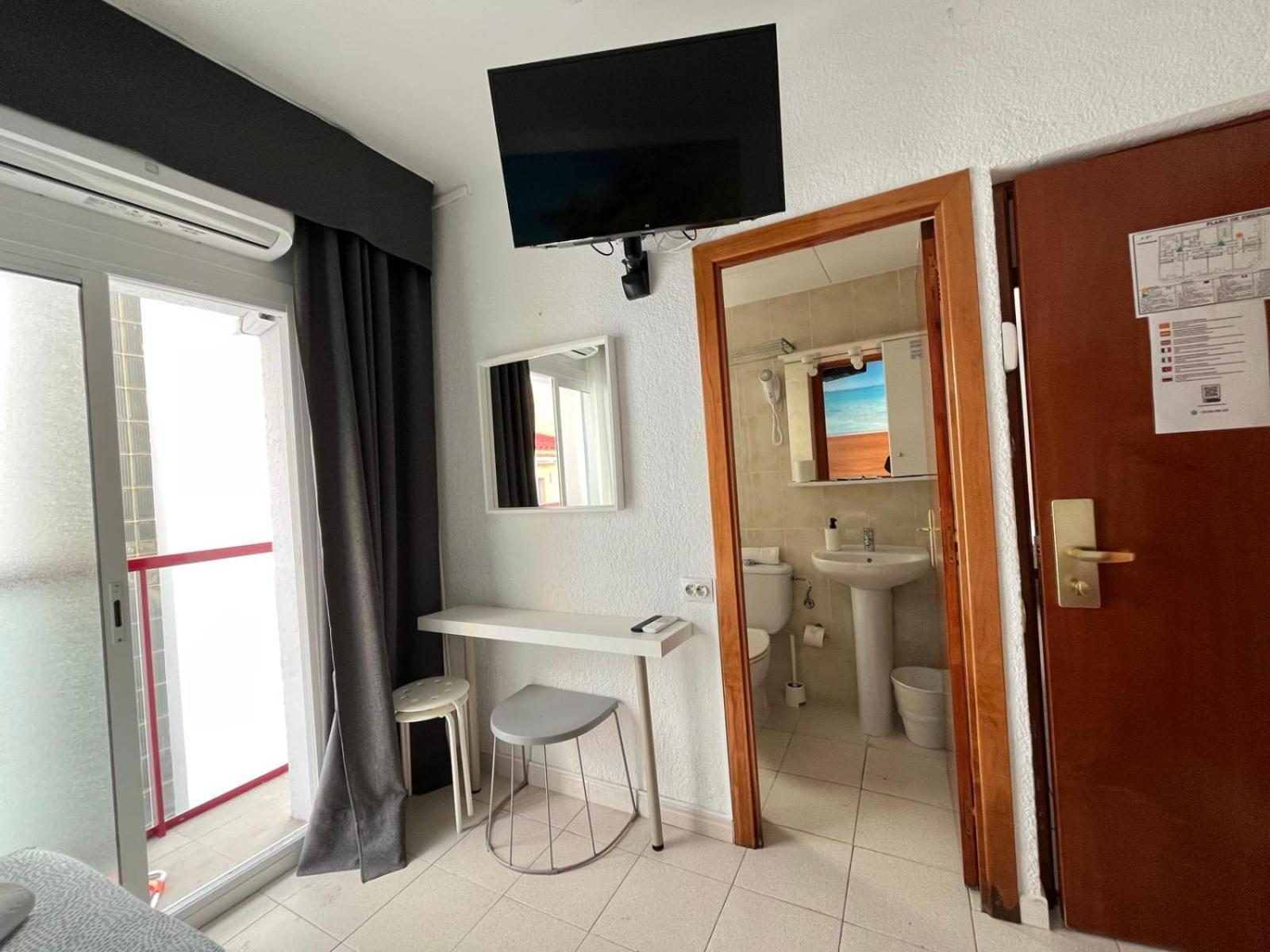 Hotel Maremagnum Lloret de Mar Exterior photo